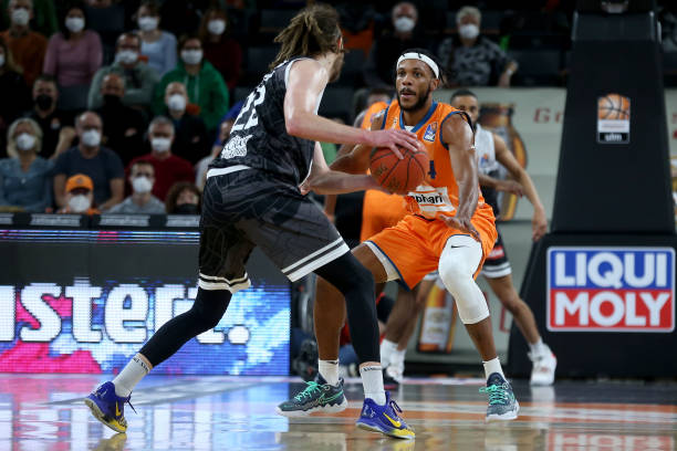 这也给正在 这也给正在