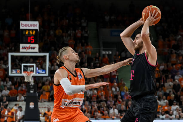 丰富实战经 丰富实战经