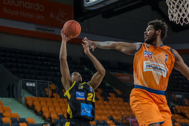 终于尘埃落 终于尘埃落